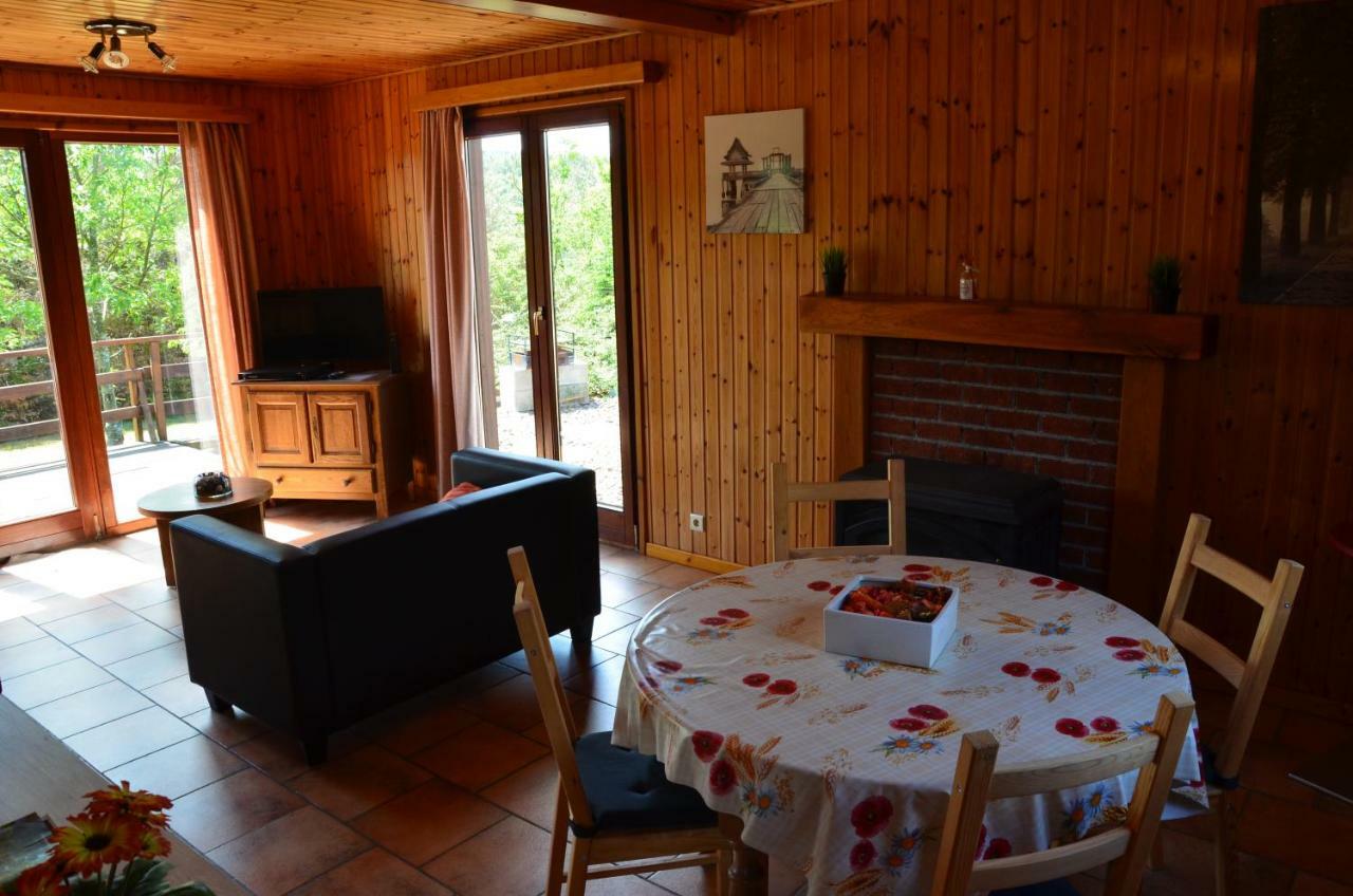 Chalet "Le Bucheron" ラ・ロシュ・アン・アルデンヌ エクステリア 写真