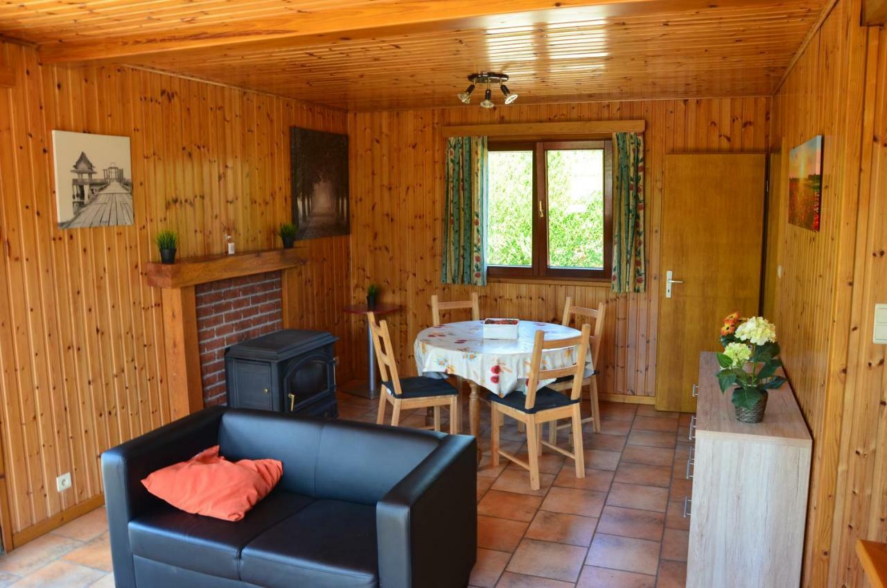 Chalet "Le Bucheron" ラ・ロシュ・アン・アルデンヌ エクステリア 写真